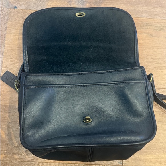 Coach Vintage black leather city bag - Picture 2 of 7